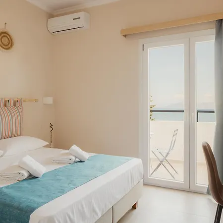 Hotell Cavo Notos 3*